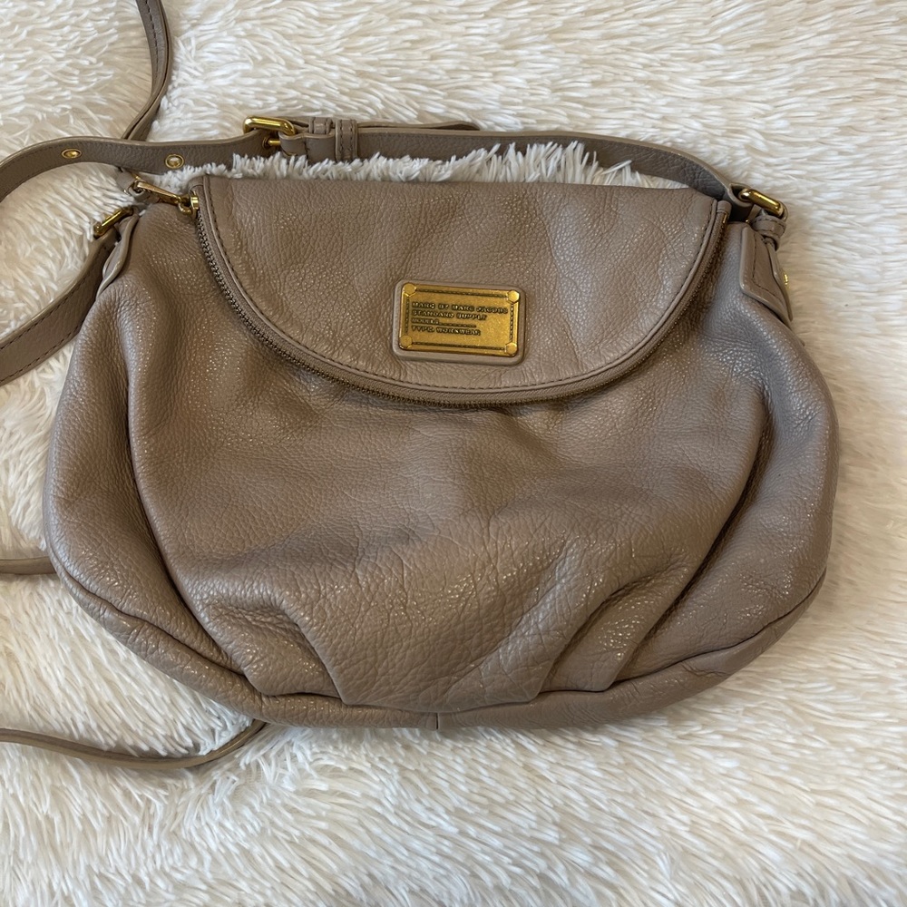 Marc Jacobs Leather Crossbody Bag